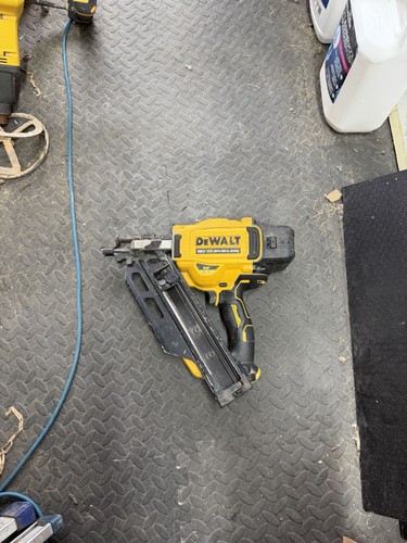 Dewalt dcn930 18v brushless - dewalt,