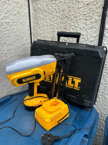 Dewalt 18v second fix - second,