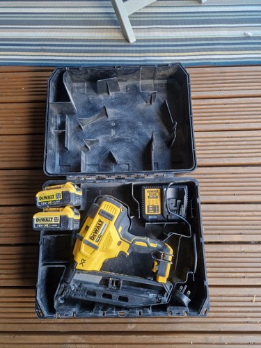Dewalt nail gun dcn660 - nail,