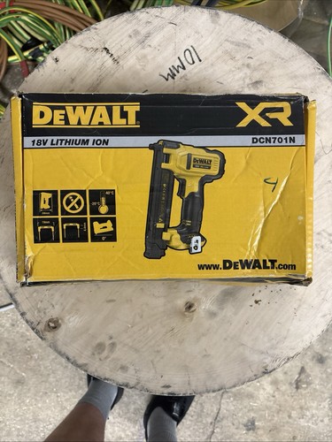 Dewalt dcn701n nail gun with - nail,