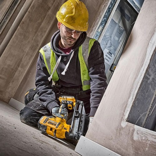 Dewalt dcn660 18v brushless - dcn660,